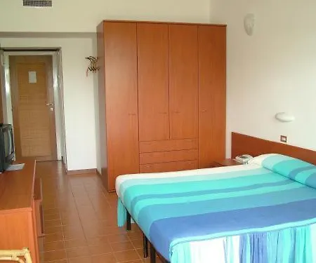 Capo Est 4* Gabicce Mare