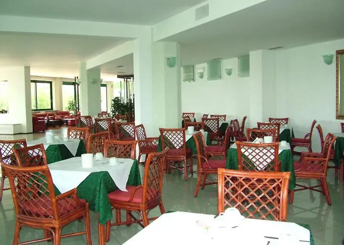 Capo Est 4* Gabicce Mare