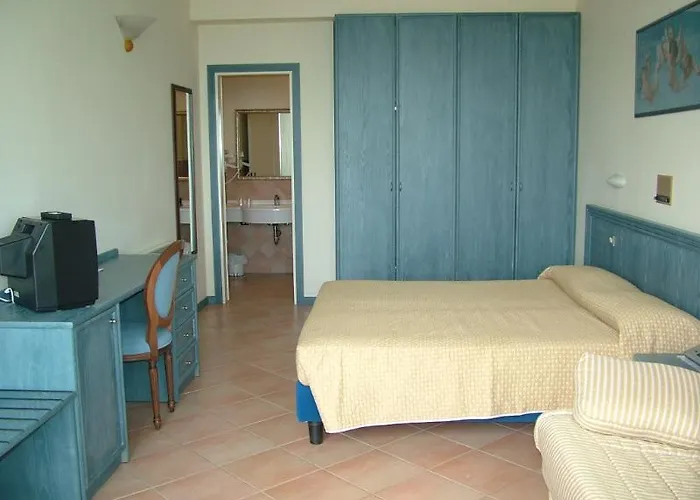 Capo Est Hotell Gabicce Mare